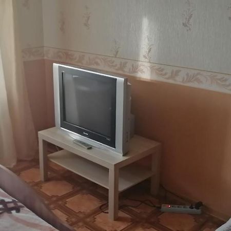 Ferienwohnung Центр!!! Автовокзал Ул Глеба Успенского 17 Perm' Exterior foto